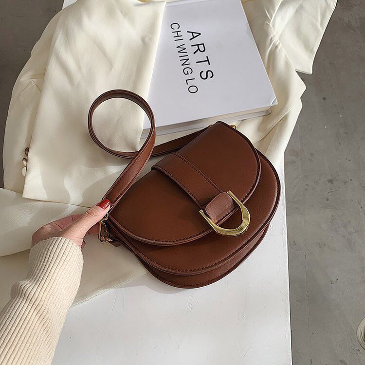 Túi Đeo Chéo Nữ Túi Đeo Vai Dáng Yên Ngựa Basic CNK Hottrend