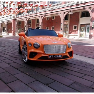 Xe ô tô điện cho bé AT-2188. Ibox cho shop để chọn màu nhé 😘🚗🚗🚗