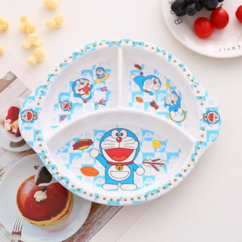 Dĩa khay 3 ngăn Hello Kitty - Doremon Doraemon