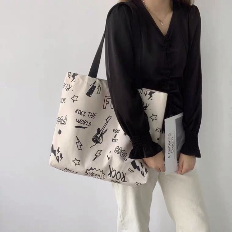 Túi tote vải canvas cao cấp Rock The World khổ vuông cá tính