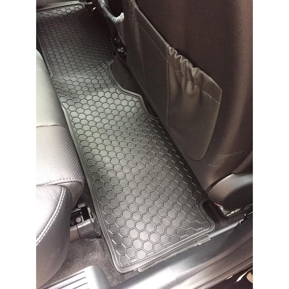 Lót sàn cao su theo xe Santafe 2016-2020 hàng không chữ