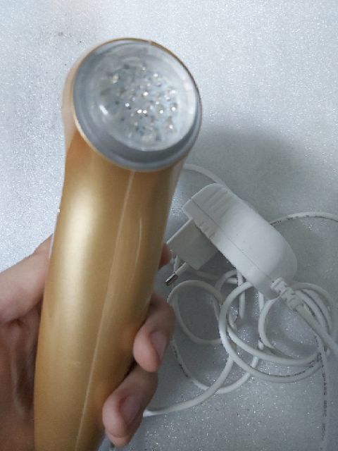 Máy chăm sóc da mặt Biolong Deaura