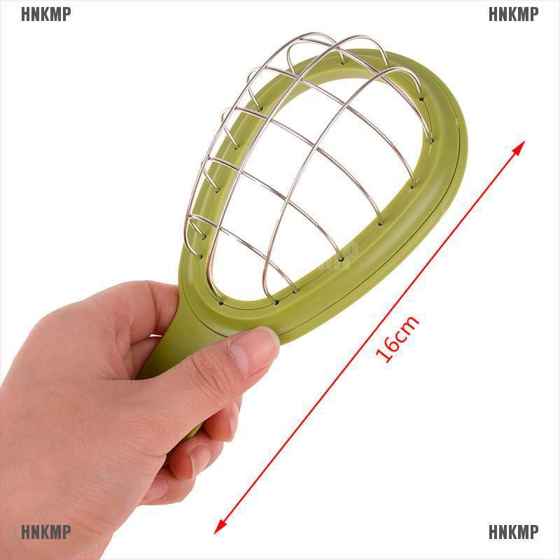 Dụng cụ dạng đan lưới dùng cắt khối trái cây tiện dụng cho nhà bếp