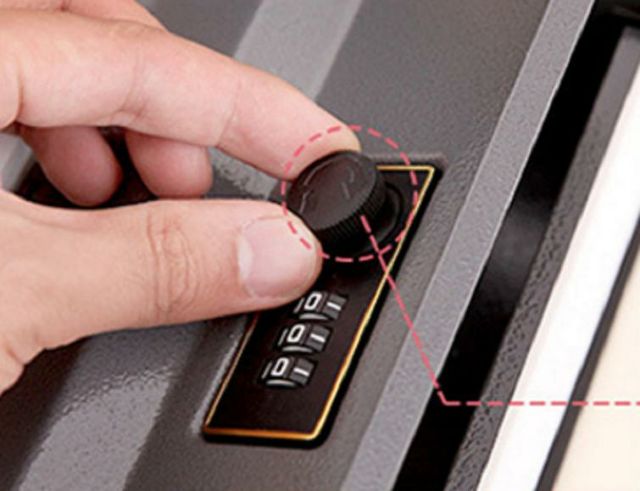 Két sắt hình cuốn sách size vừa 24cm