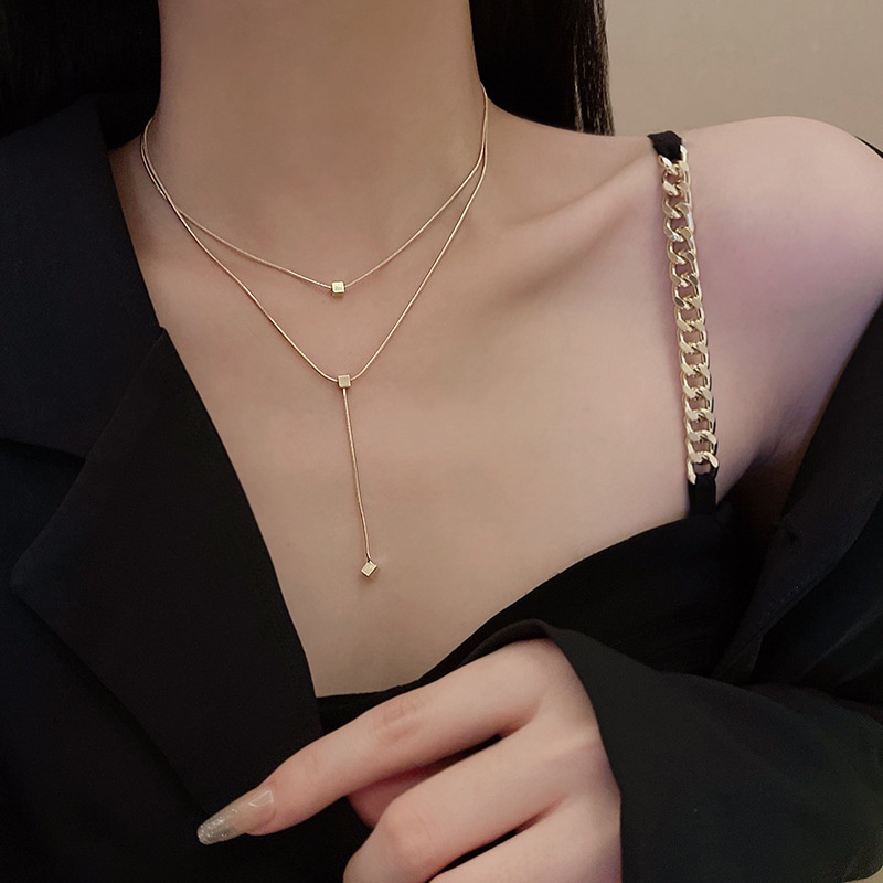 Vòng cổ Hai Lớp Mặt Vuông Phong Cách Harajuku Đơn Giản Cá Tính Dành Cho Nữ