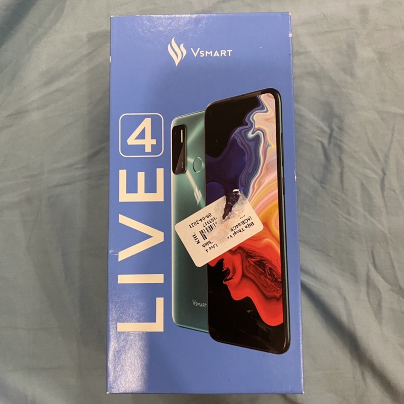 Điện Thoại Vsmart Live 4 (6GB/64GB) - Hàng Chính Hãng - Đen -New