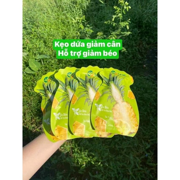 Tách lẻ 1 viên kẹo dứa giảm cân