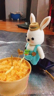(Có sẵn) Thỏ len móc handmade