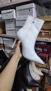 Boot lửng đế 9 phân ( ảnh thật shop chụp vội ở dưới)
