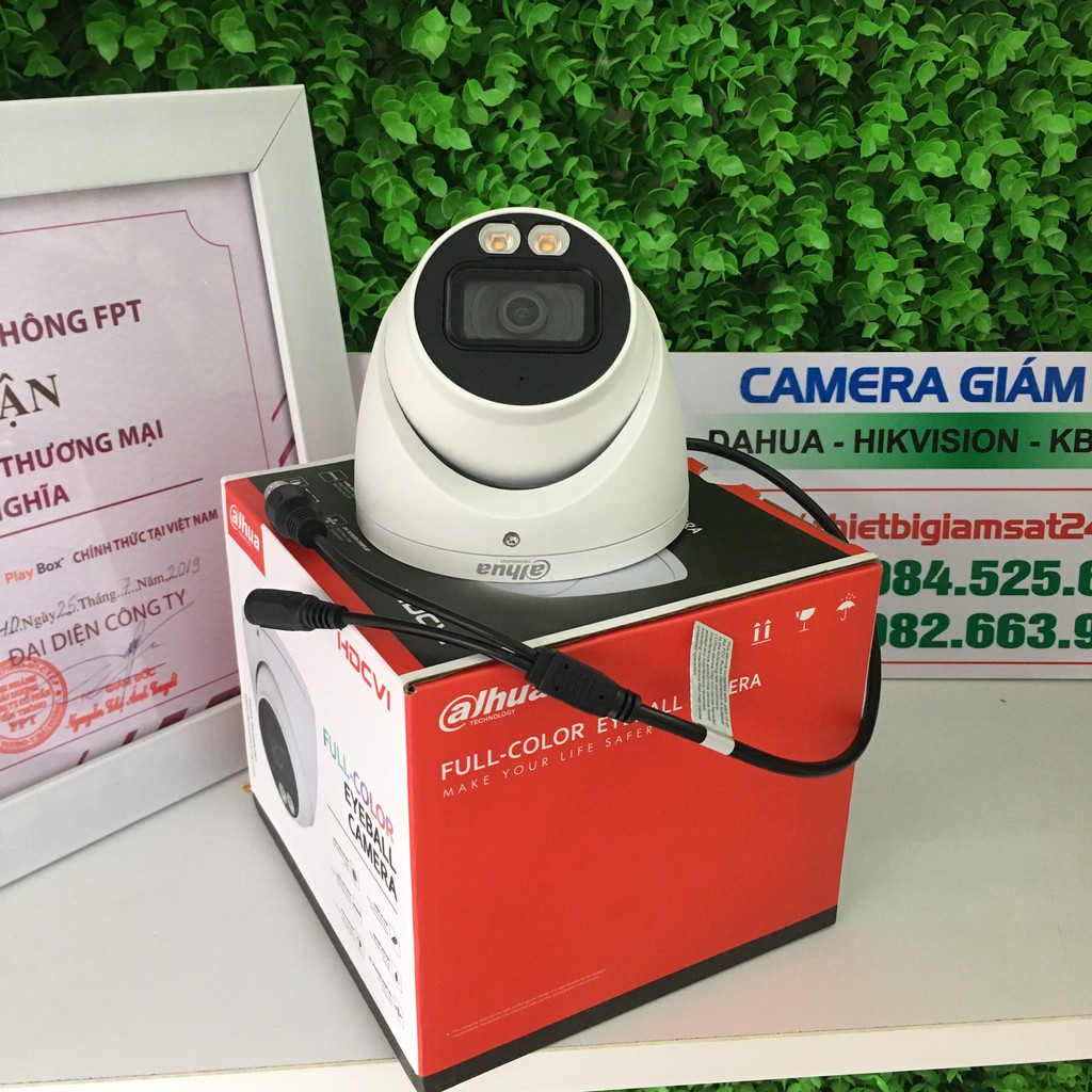 Camera analog HDCVI HDW 1239TP-A-Led-S2 ban đêm có màu có mic 2.0Megapixels bán cầu