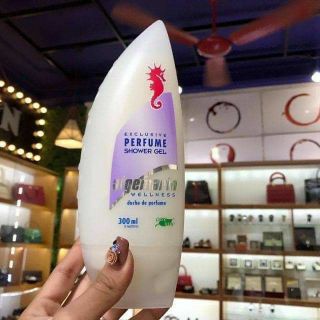 Sữa tắm cá ngựa đức