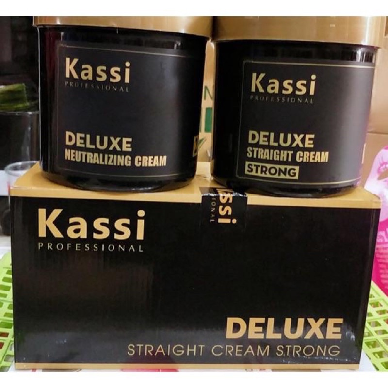 Kem duỗi tóc Kassi Delux 1000ml CHÍNH HÃNGbao gồm 1 hu thuốc duỗi và 1 hủ thuốc dập tóc 1000ml, sản phẩm chuyên nghiệp