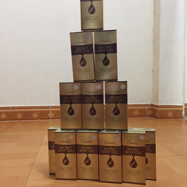 Dung dịch vệ sinh em Ngân