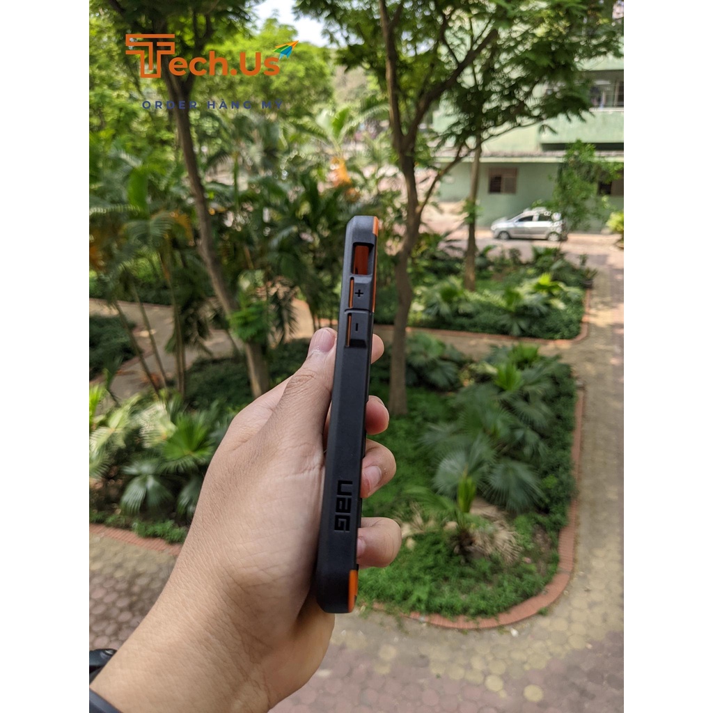 Ốp UAG Civilian cho Iphone 11 pro