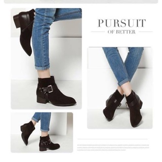 Boots Daphne sale