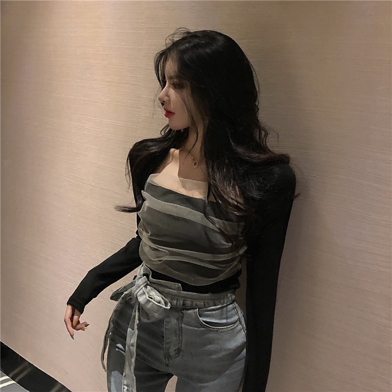 Áo thun IELGY dài tay màu đen/ đỏ cho nữ