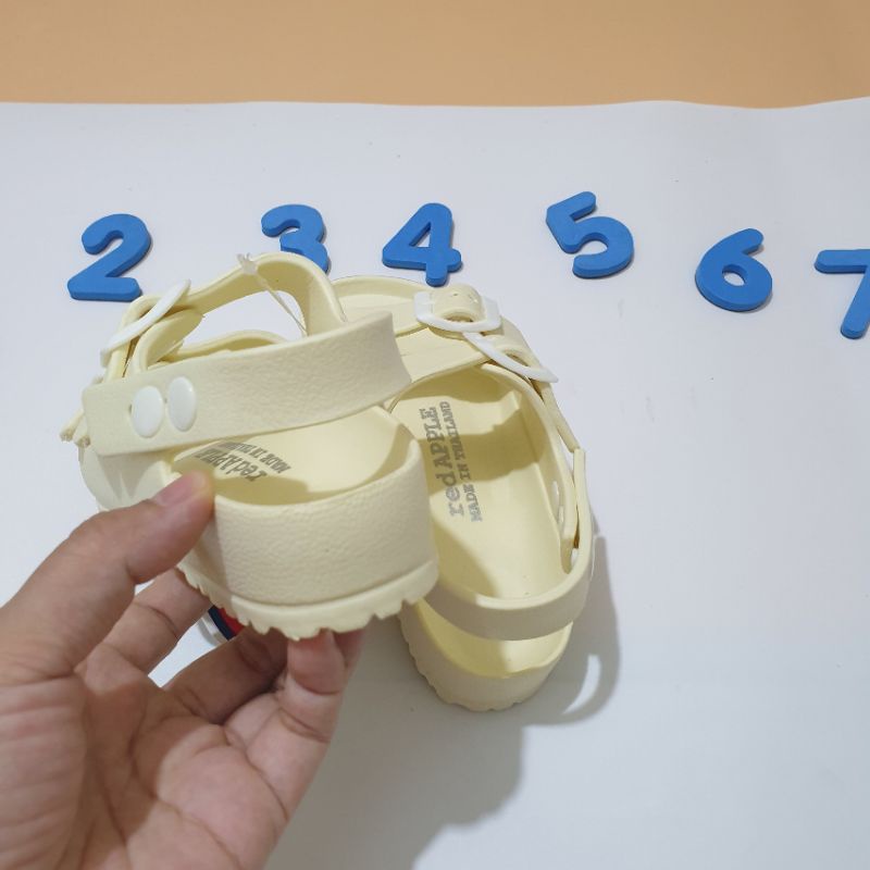 Dép quai hậu cho bé hàng Thái Lan chính hiệu siêu nhẹ, siêu êm