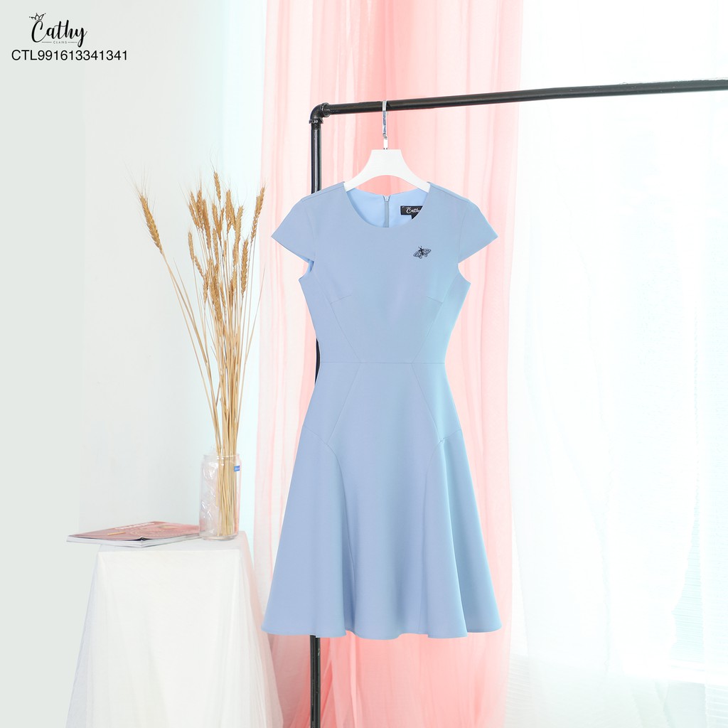 Đầm xoè Cathy Clans đắp mảnh thêu bướm