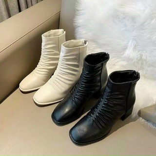 boot  nhún da lì