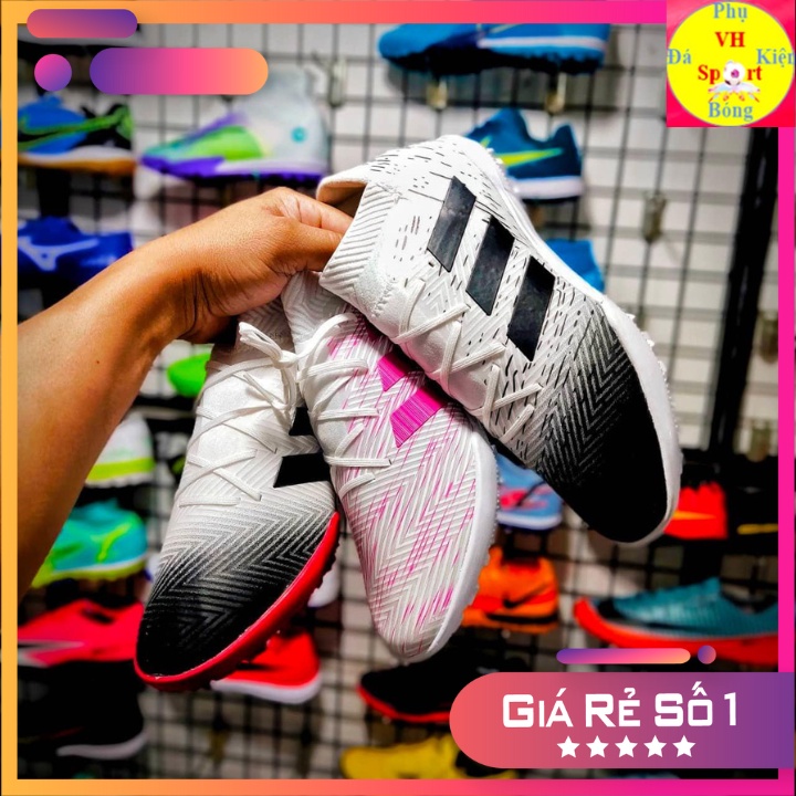Giày đá bóng sân cỏ nhân tạo Adidas Nemeziz 18 3 TF Trắng Hồng