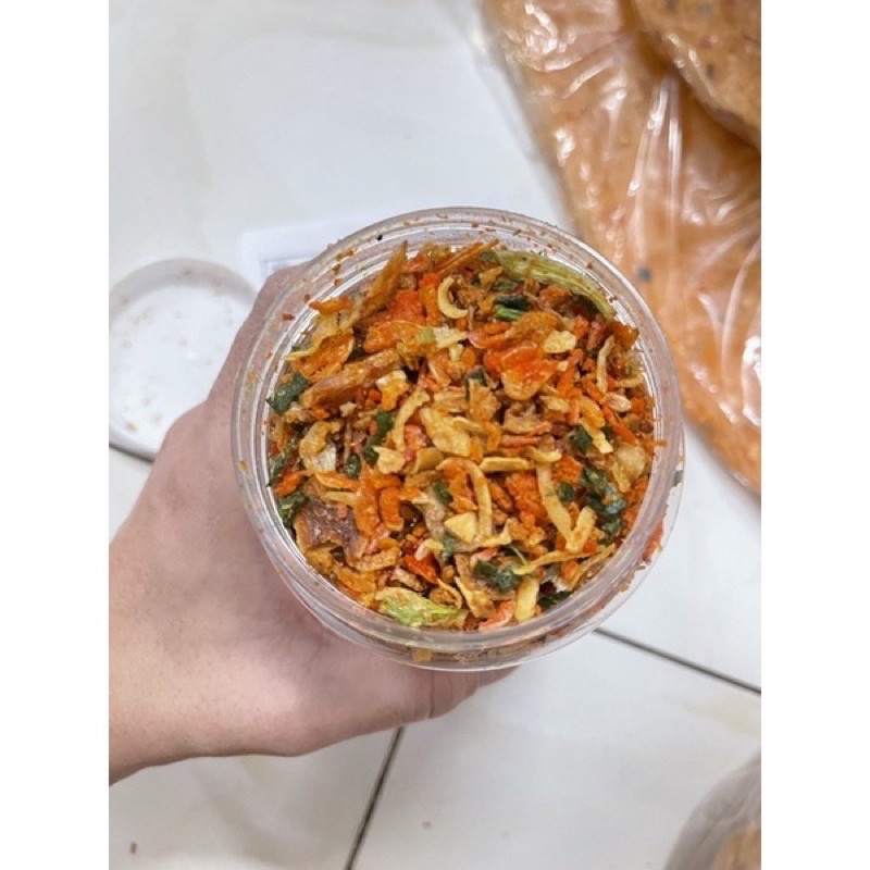 Muối trộn hành phi - Hũ 200g - Hàng mới mỗi ngày