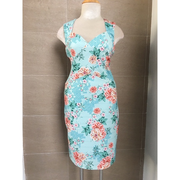 Đầm GUESS xuất dư dáng body 🍀🍀🍀🍀