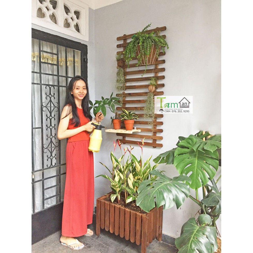Giàn gỗ chịu mưa nắng trồng cây trang trí ban công, sân vườn