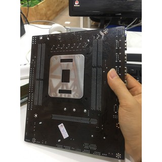 Bo mạch chủ x79 - 4 Khe ram Hỗ Trợ xeon E5 V1,V2