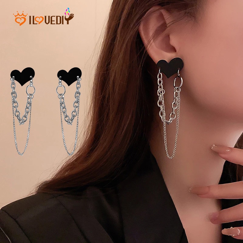 Bông Tai Hình Trái Tim Màu Đen Phối Tua Rua Phong Cách Punk Thời Trang Cho Nữ