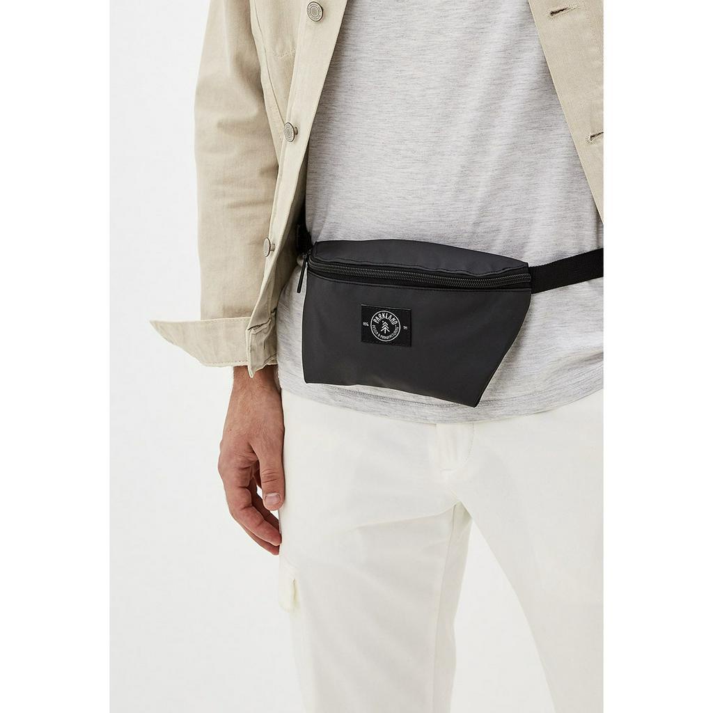 Khi mua 1 balo P/\rkland, quý khách sẽ đc tặng 1 túi đeo chéo cùng loại trị giá 150k.