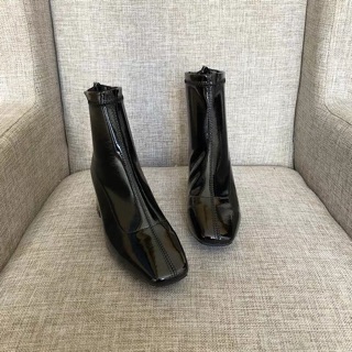 Boot da bóng 5cm quảng châu