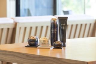 ♥𝐉𝐀𝐏𝐀𝐍𝐍.𝐕𝐍♥ Sữa Rửa Mặt Future Shiseido Solution LX Extra Rich Cleansing Foam E 134g #ＣＨÍＮＨ ＨÃＮＧ １００%