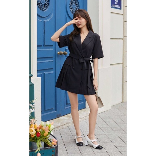 Đầm cổ vest phối xếp ly Vero Moda