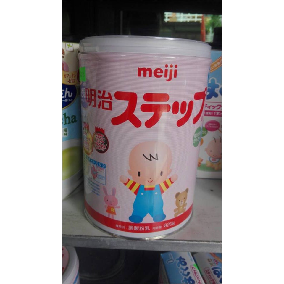 Sữa Meiji số 9 820g (mẫu mới) cho trẻ từ 1-3 tuổi
