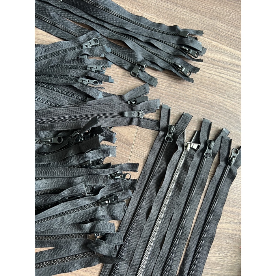 16~70cm) MÀU ĐEN-Dây kéo phao, nylon hiệu YKK, CMZ, XBL để may áo khoác, áo phao hàng tốt VNXK.