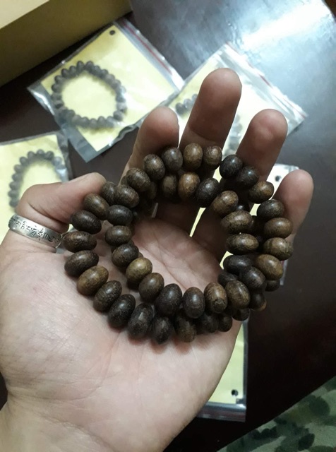 VÒNG DÂU TẰM GAI TRĂM NĂM TUỔI