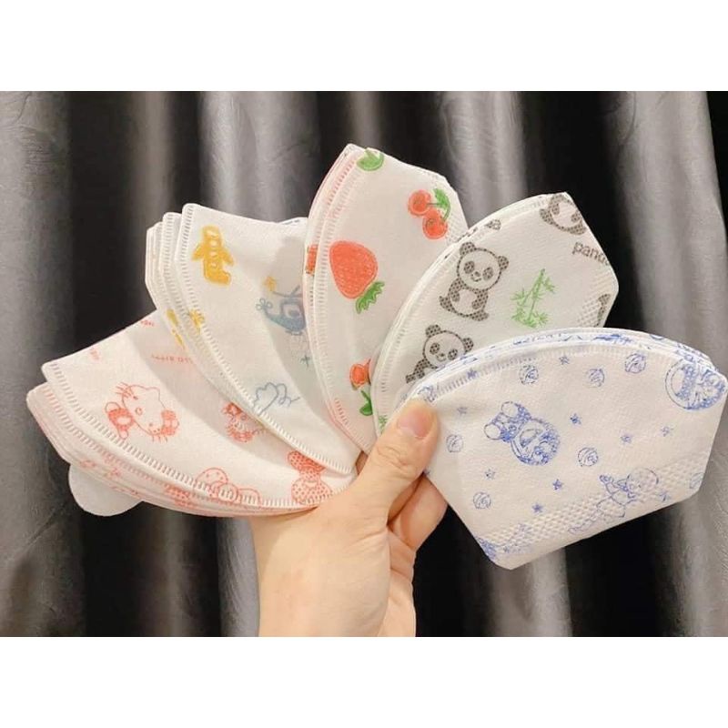 Hộp 50 chiếc khẩu trang 3D mask trẻ em (3D mask cho bé)
