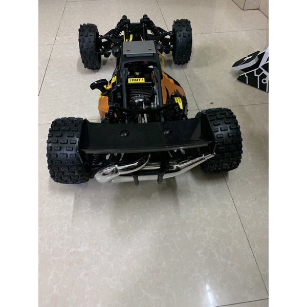 Xe điều khiển new nguyên seal Baja 5b chạy xăng pha nhớt a95 máy 2 thì nổ như xì po