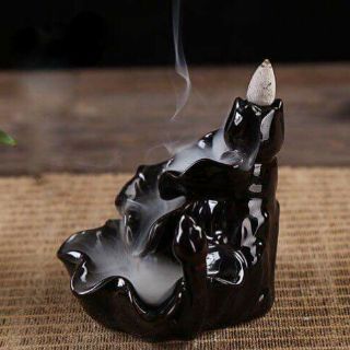 Tháp đốt trầm hương