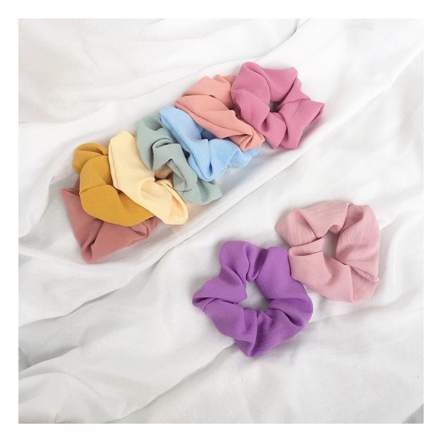 Daisy/Minnie Scrunchie