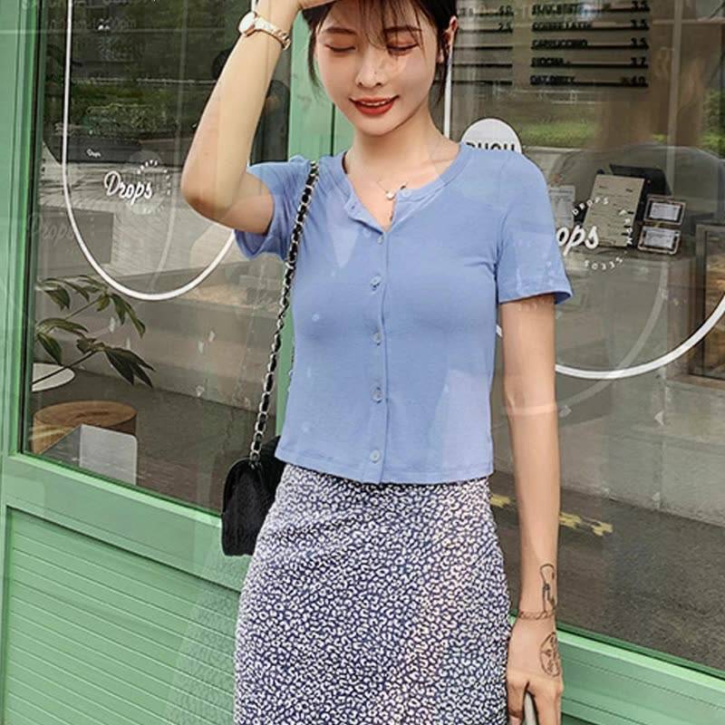 Áo Croptop Ngắn Tay Madela Khóa Cúc Dáng Ôm Body, Croptop Nữ Tay Ngắn | BigBuy360 - bigbuy360.vn