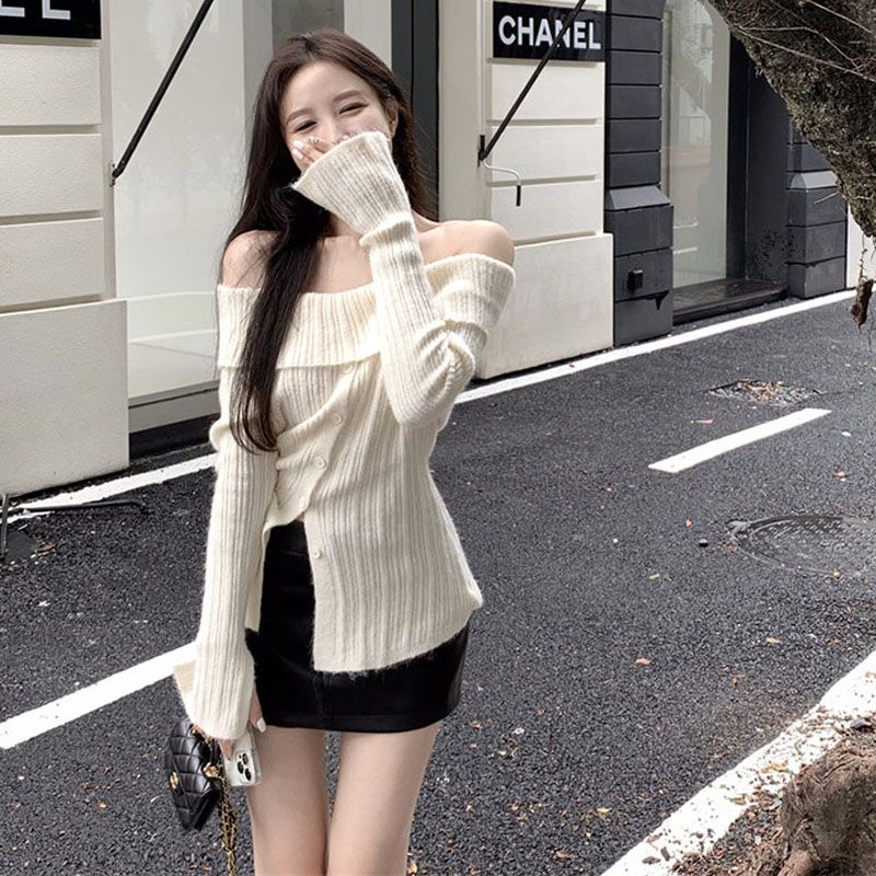 Aó len dệt kim trễ vai tay loe một hàng nút cúc dáng ôm phong cách hàn quốc