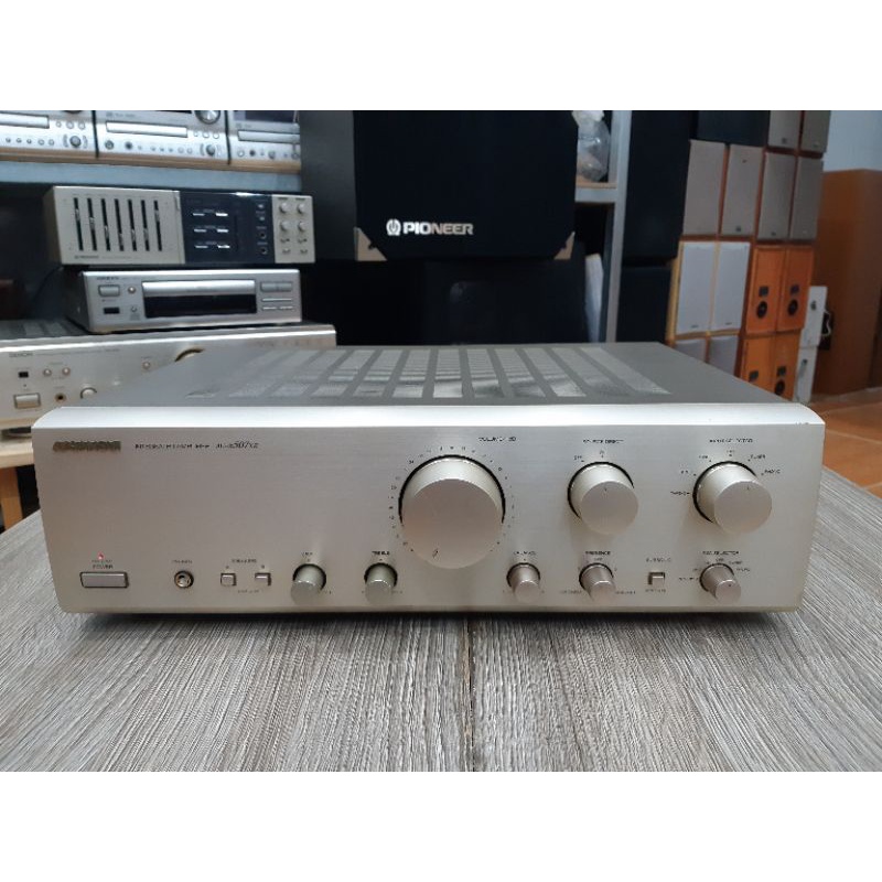Amply Sansui AU-507XR đẹp xuất sắc