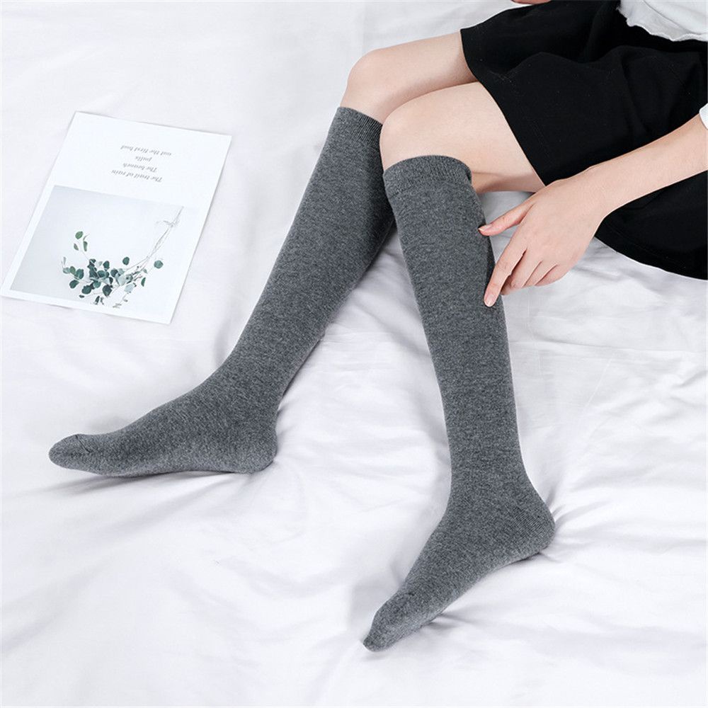 Đôi vớ dài đến đầu gối màu sắc thời trang sành điệu cho nữ