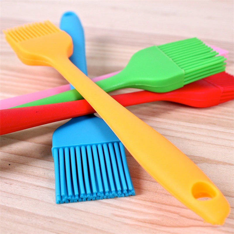 Oil brush kitchen pancake edible baking tool pancake high temperature resistant brush household silicone barbecue oil brush