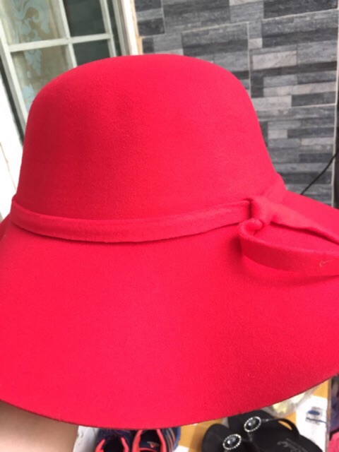 Nón rộng vành nỉ fedora