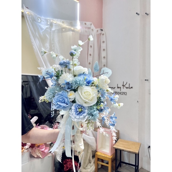 Bó hoa cưới phong cách tây sang trọng
