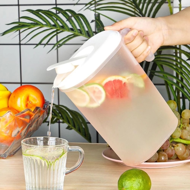 Bình Nước Nhựa Dung Tích 1800ml Có Tay Cầm Tiện Dụng