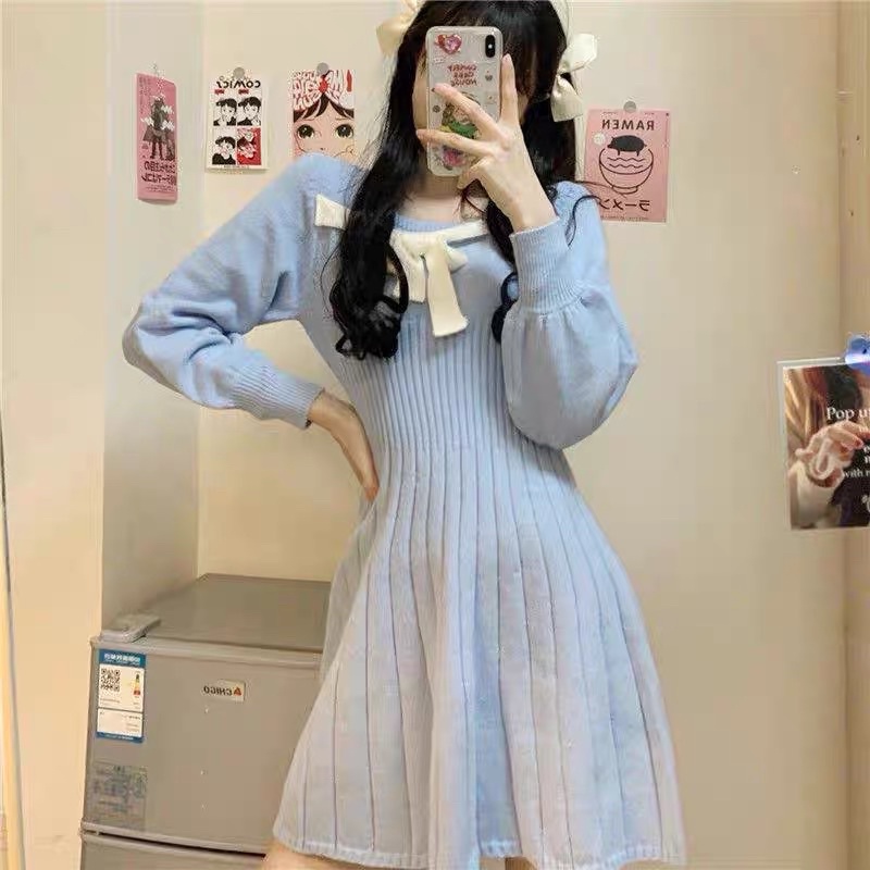 Váy Len Dệt Kim Tay Bồng Thắt Nơ Cổ Vuông Dáng Xoè Màu Xanh Xinh Xắn