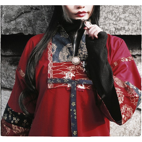 Áo Nhật Bình màu đỏ thân dài | BigBuy360 - bigbuy360.vn